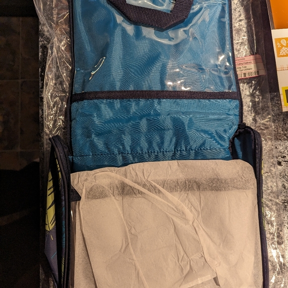 Thirty One Hanging Traveler Case - Picture 2 of 4